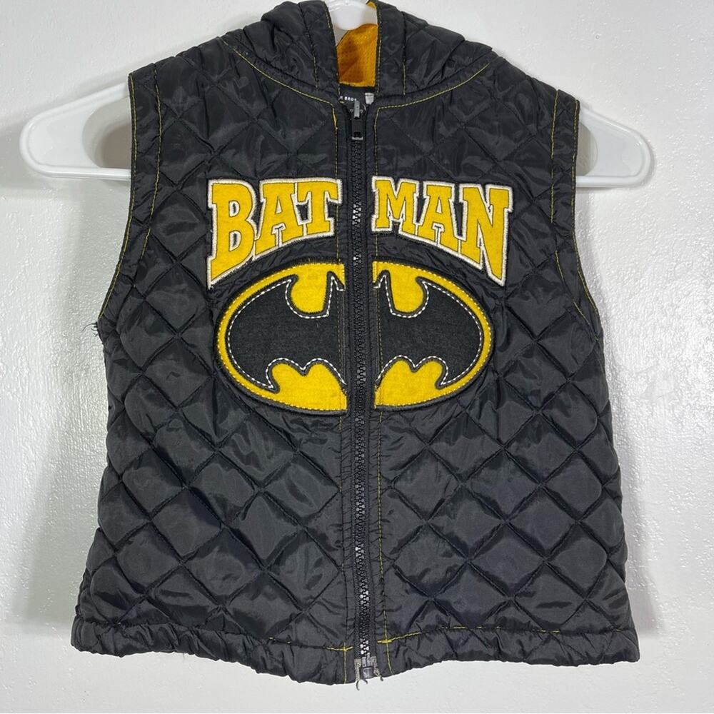 Batman, Quilted Hooded Vest. Size 7. In good used condition!